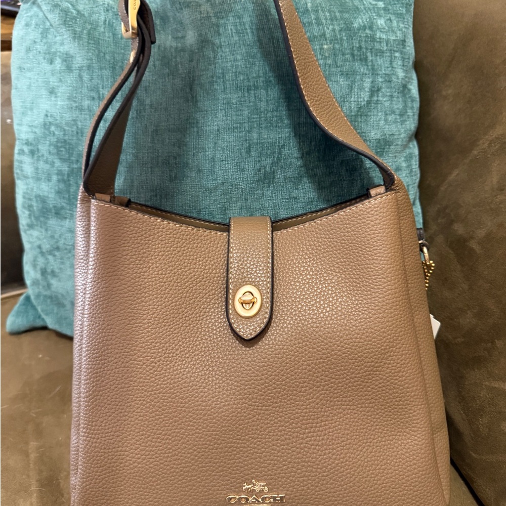 Coach Brown Leather Shoulder Bag - Picture 2 of 6